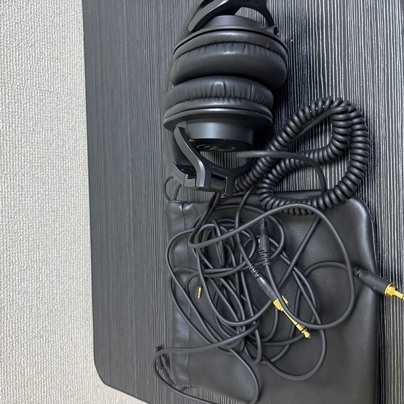 audio-technica ATH-M40x モニターヘッドホンの画像